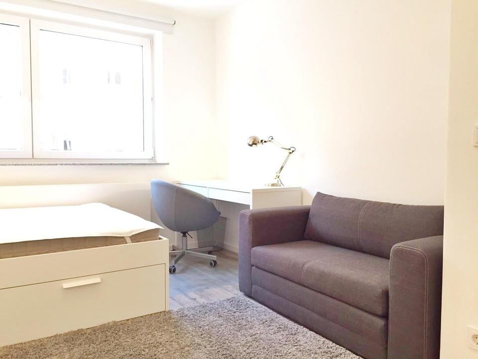 Ab SOFORT - Paar oder 2er WG -Neue helle Luxus Wohnung mit Terrasse, Alpenblick, vollmöbliert – Bild 18