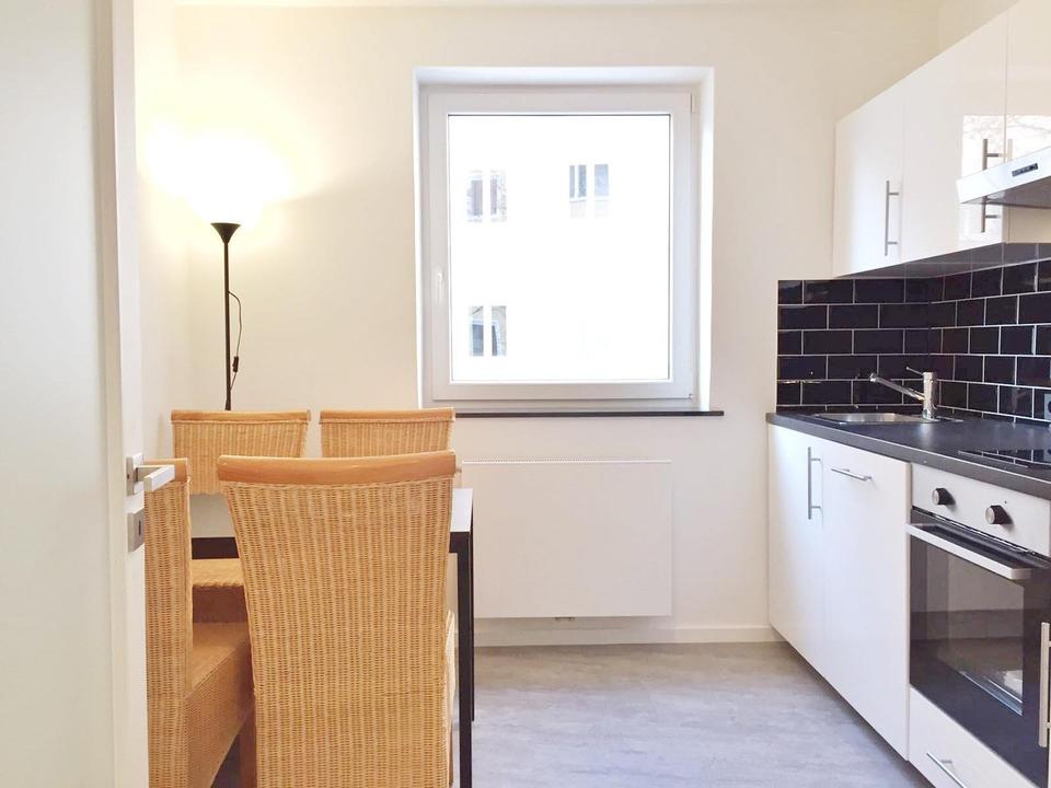 Ab SOFORT - Paar oder 2er WG -Neue helle Luxus Wohnung mit Terrasse, Alpenblick, vollmöbliert – Bild 5