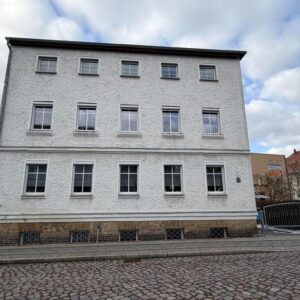 Schöne 3-Raum Dachgeschosswohnung mit zwei Keller und einem Stellplätzen im Herzen von Eberswalde