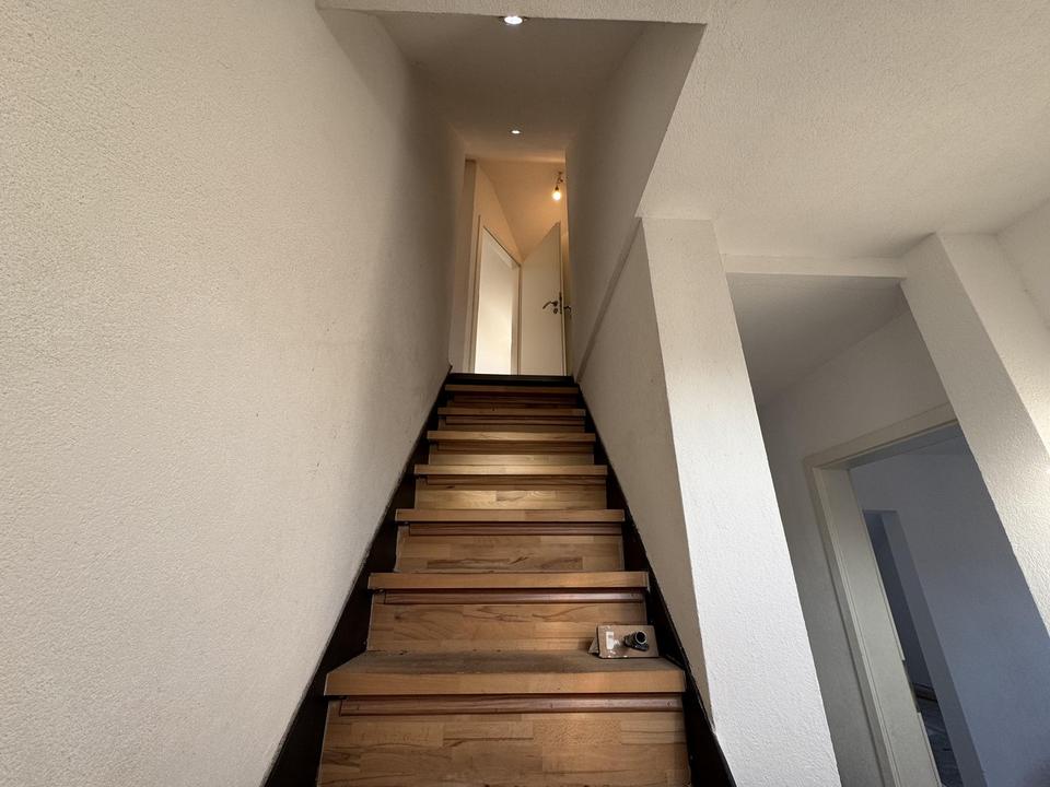 Großes Haus mit 3 Wohnungen – Bild 16