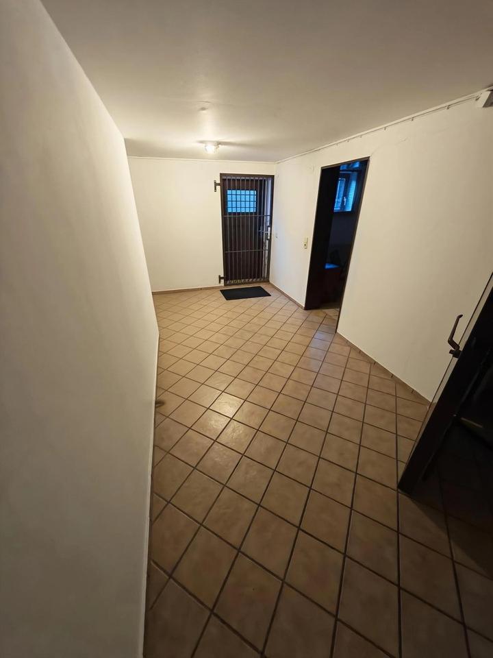 Ohne Käuferprovision: Raumwunder mit Einliegerwohnung & Doppelgarage – Bild 20