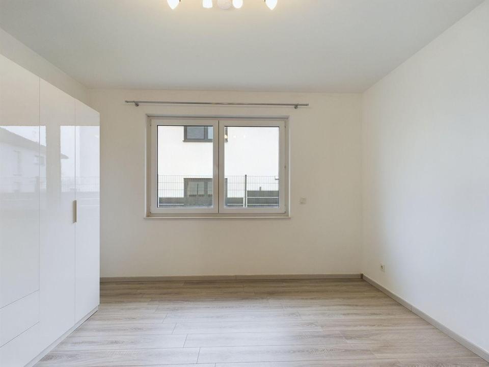 Modernes Einfamilienhaus in ruhiger Lage – viel Platz für die Familie – Bild 8