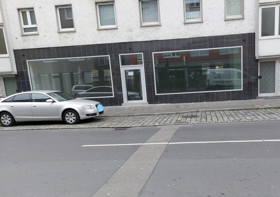 Große Gewerbefläche mit vielfältigen Nutzungsmöglichk. + große Schaufenster – Bild 4