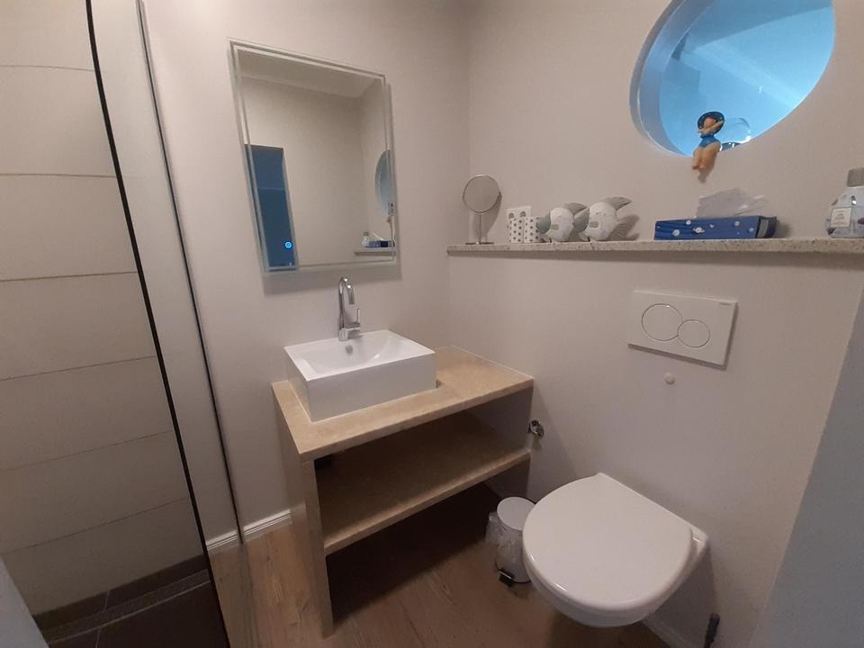 Sonnige 2-Zimmer Ferienwohnung mit Meerblick – Bild 2