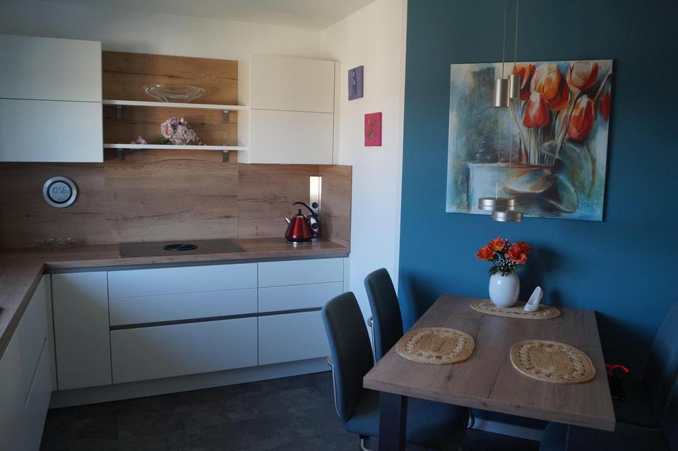 Neuwertige Immobilie im Toppzustand mit herrlicher Fernsicht – Bild 6