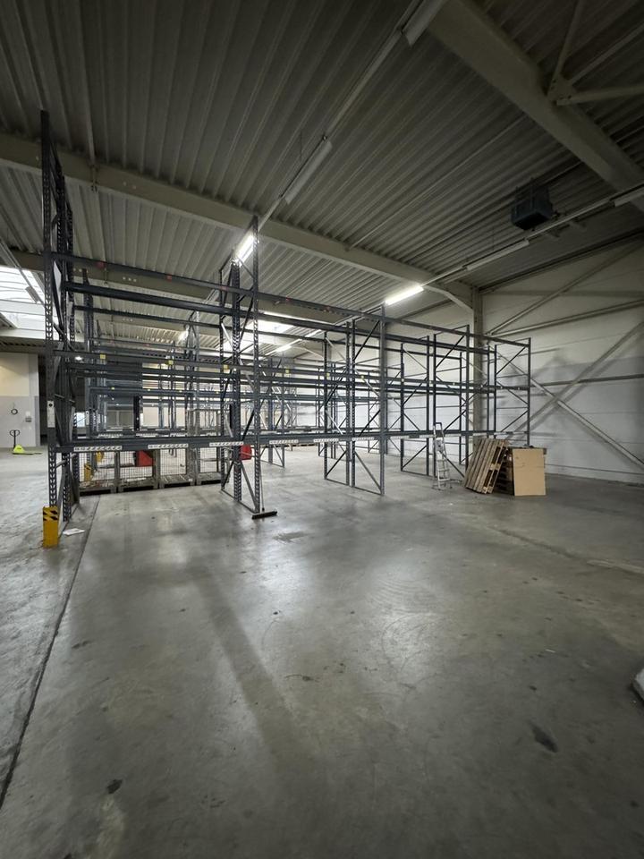 Lagerhalle ca. 1000qm mit Büro ca. 150qm – Bild 3