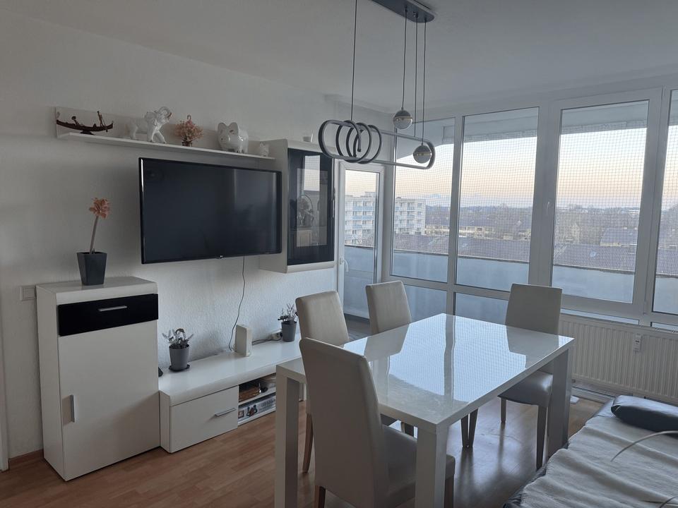 Hochmoderne 3-Zi.-ETW 75 m² + Balkon + voll möbliert – 160.000 € VB! – Bild 2