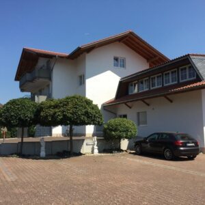 Stadtnähe, Energiesparende, Klimatisierte 3 Zimmerwohnung in exponierter Lage und E Ladestation