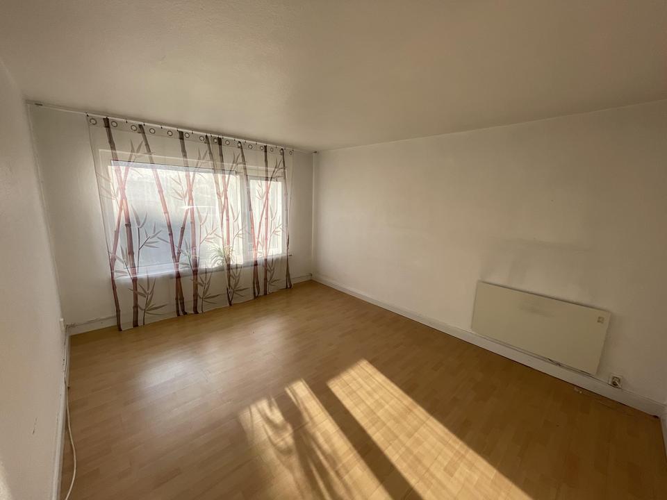 Großzügiges Baugrundstück mit Entwicklungspotenzial in Sülldorf – Bild 4