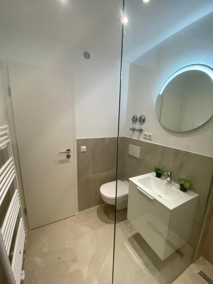 Hochwertig kernsanierte und komplett möblierte 1-Zimmer-Wohnung – Bild 8