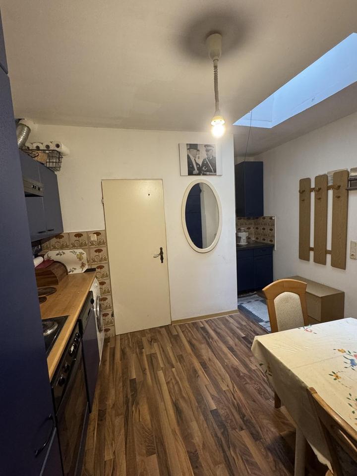 Möblierte und renovierte 2,5- Zimmerwohnung zu vermieten – Bild 10