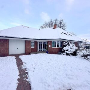 Freistehendes Familienhaus im Landhausstil · 212 m² · 994 m² Garten · barrierefrei · Kreis Pinneberg