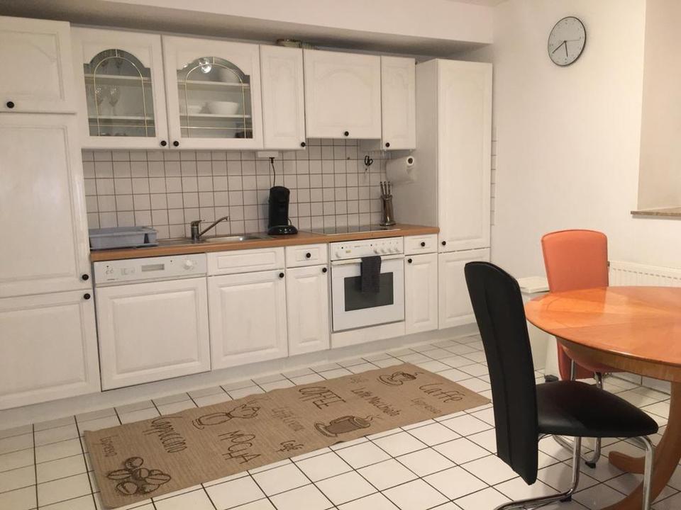 Moderne 2-Zimmer-Wohnung mit Einbauküche & Stellplatz in ruhiger Lage von Algermissen-Bledeln