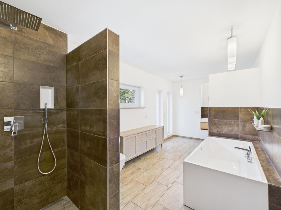 Charmante und energieeffiziente Architektenvilla mit hochwertiger Ausstattung – Bild 21