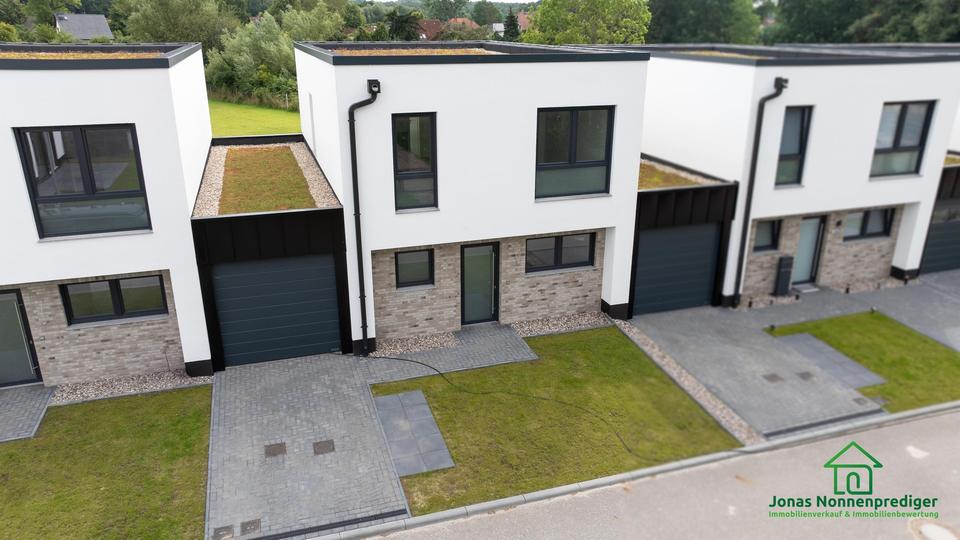 Modernes Reihenhaus mit Garage zum Erstbezug - 2 Geschosse – Bild 6