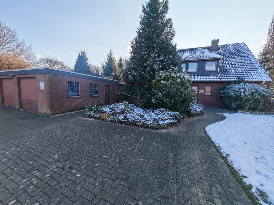 Ohne Käuferprovision: Raumwunder mit Einliegerwohnung & Doppelgarage – Bild 3