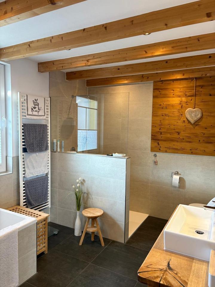 Stilvolles Landhaus mit vielseitig nutzbarer Werkstatt – Bild 16