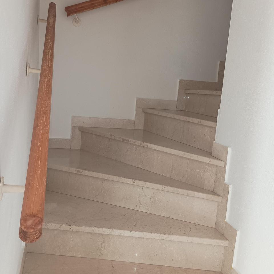 Gepflegtes Doppelhaus in traumhafter Lage- ideal für Familien oder Kapitalanleger – Bild 13