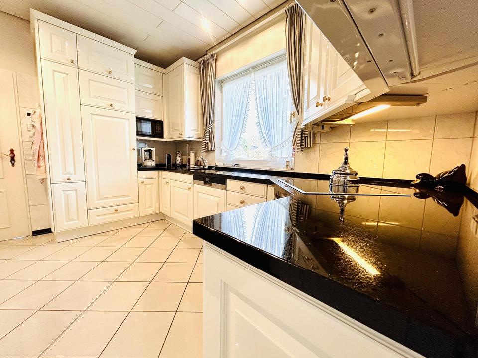 Stilvoller Winkelbungalow - auf sonnigem Grundstück - ohne Makler – Bild 10