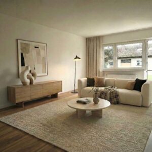 Hochwertig saniert & bezugsfrei: 3-Zimmer mit großem Balkon, Einbauküche & Garage