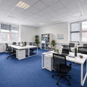 Sofort bezugsfertige Bürofläche für 15–25 Mitarbeiter – Top-Anbindung + Service vor Ort