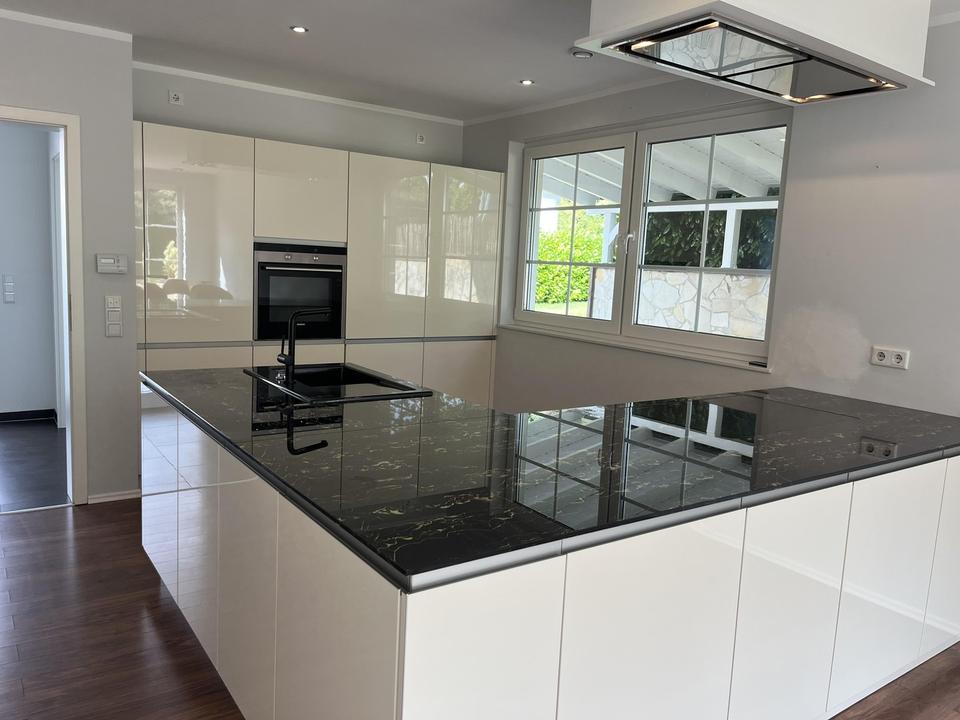 Traumhaft schöne, exklusive Stadtvilla in 32791 Lage – Bild 7