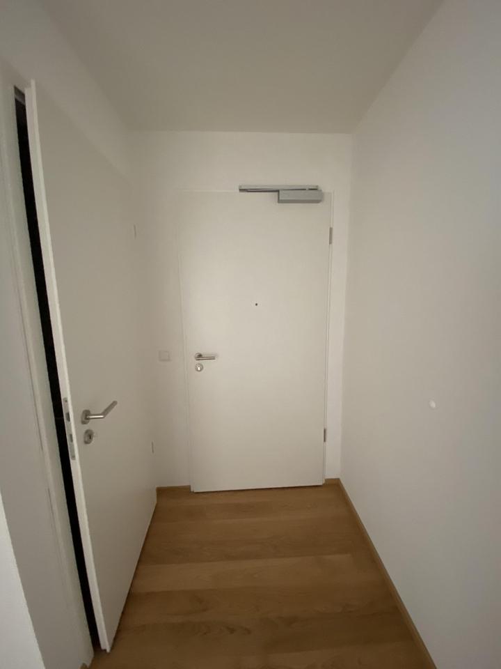 2,5-Zimmer Stadtwohnung mit Balkon – Bild 16
