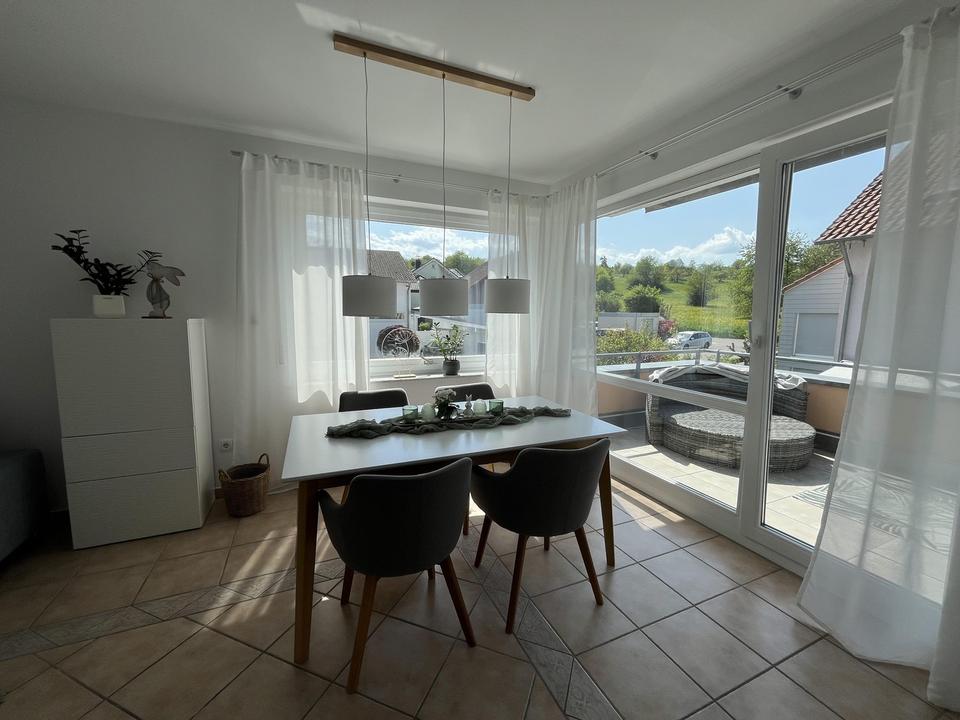 Stilvolle Maisonette-Wohnung mit Panorama-Flair – Wohnen auf zwei Ebenen – Bild 6