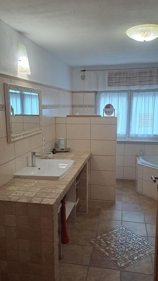 Doppelhaushälfte in toskanischem Flair mit Einliegerwohnung - direkt von Eigentümer – Bild 11