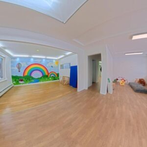 Renovierte KiTA-Immobilie mit großem Garten