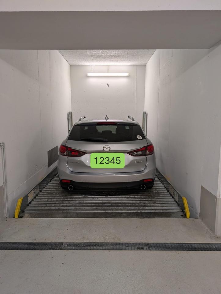 *Reserviert*Moderne 4,5‑Zimmer‑Wohnung (ca.115 m²) mit Balkon, Burgblick und Garagenstellplatz – Bild 14