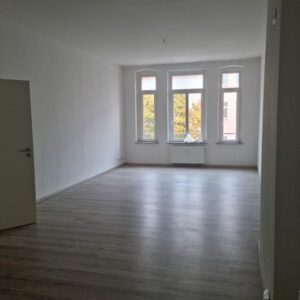 Helle 2-Zimmer-Wohnung mit ca. 50 m² in gepflegtem Altbau
