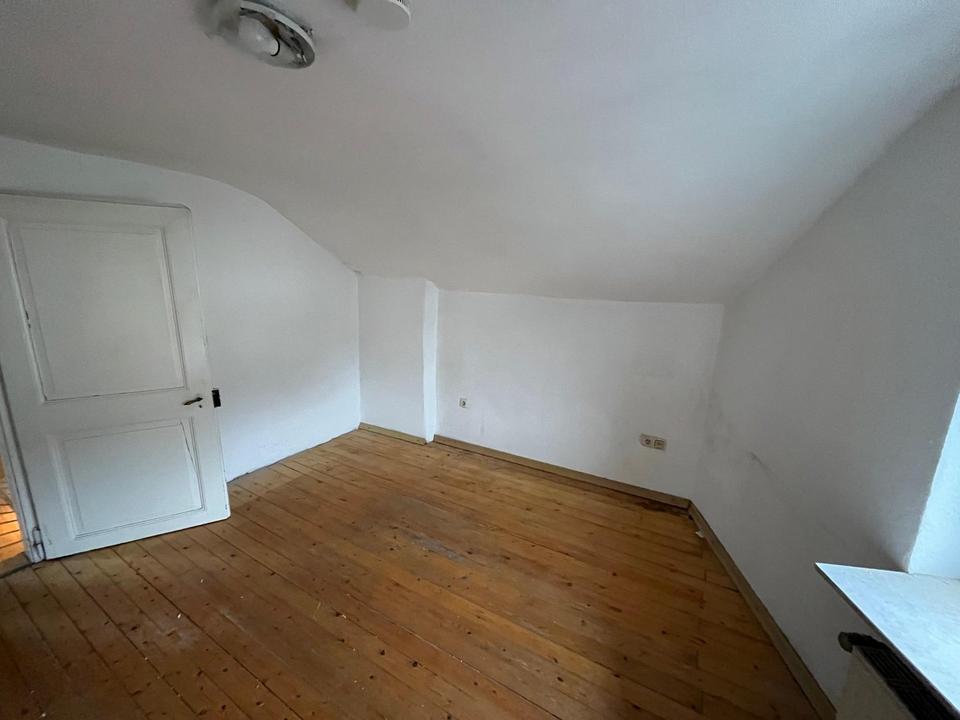 *PREISSENKUNG - PROVISIONSFREI* Sanierungsobjekt auf 776 m² Grundstück - oder Neubau nach Wunsch – Bild 15