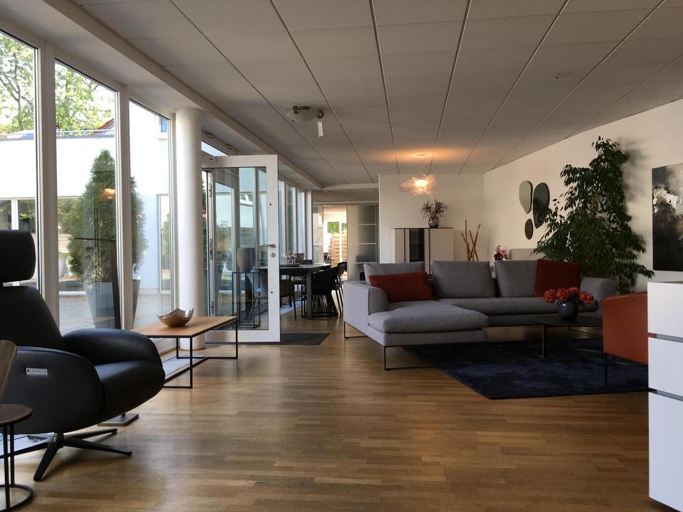 Repräsentative Ladeneinheit mit 32m Schaufensterfront in 1A Lage von Deggendorf – Bild 12