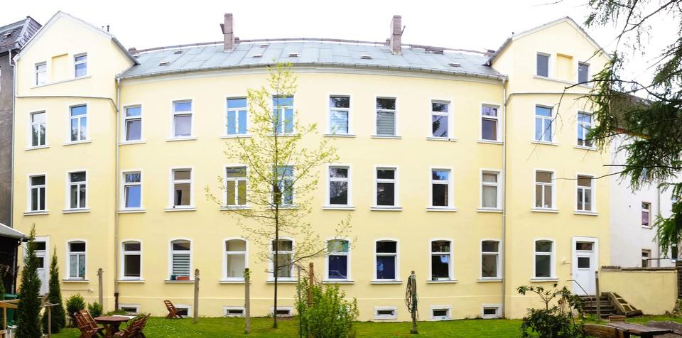 Kapitalanlage mit Substanz: 4 WE, voll vermietet (Eigenheim und Renditeobjekt)