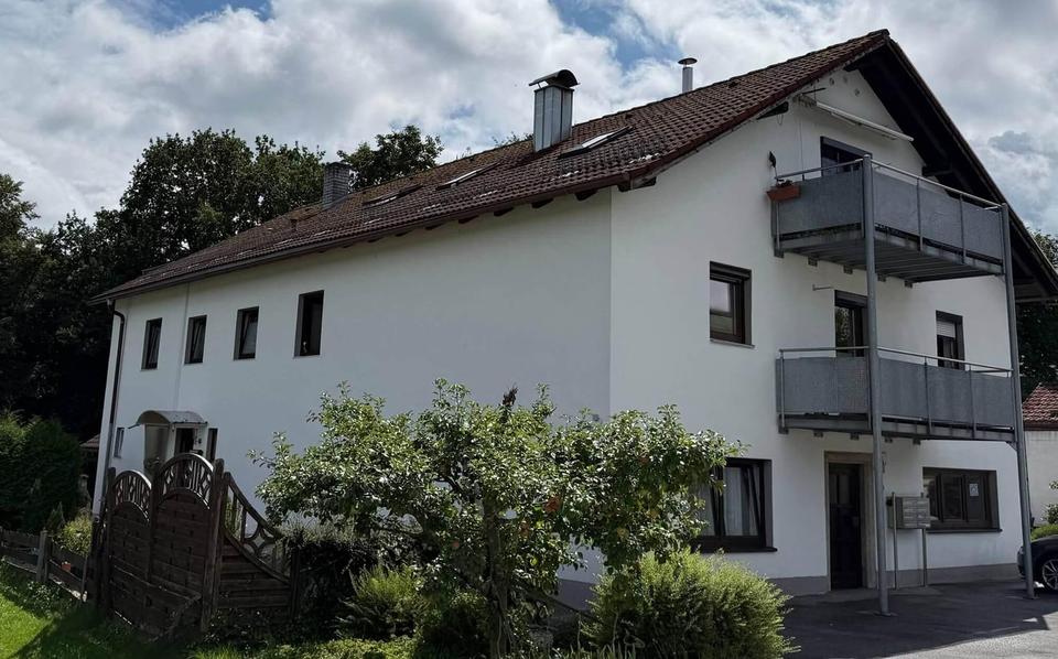 Wohn-/Geschäftshaus mit PV Anlage in Schloß Egg - Bernried