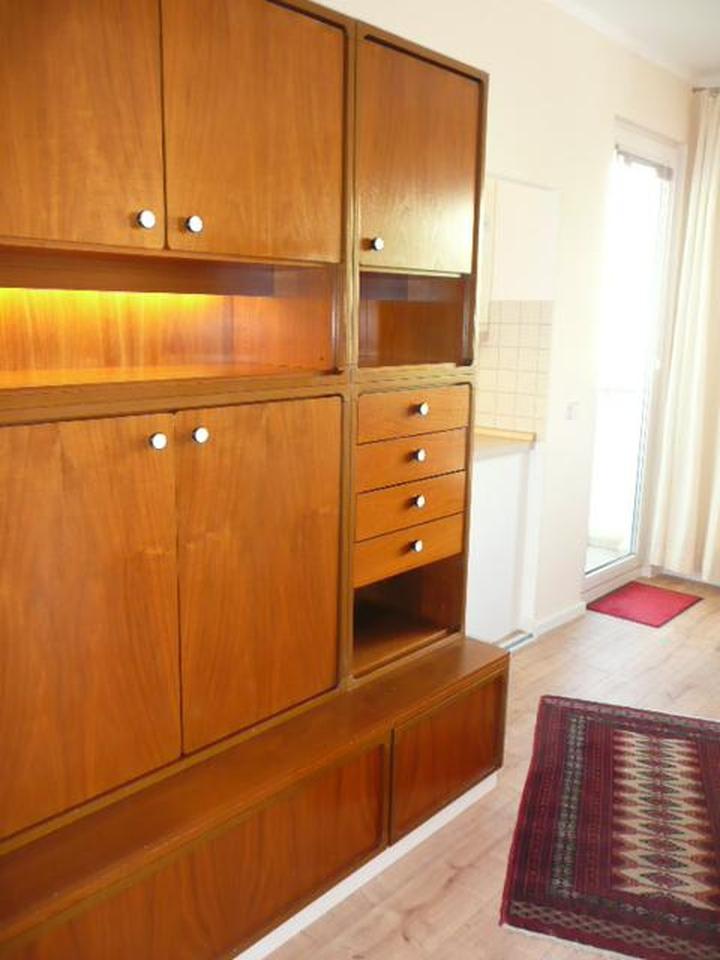 West-City Apartment * Nähe Kurfürstendamm + U7 * Südbalkon – Bild 5