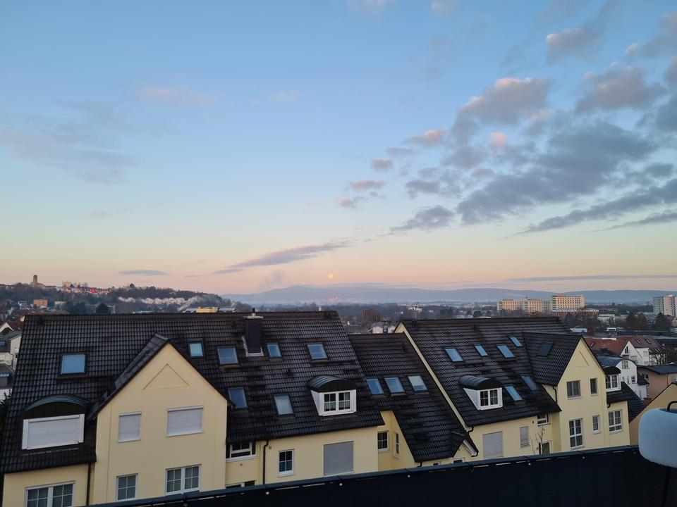 Penthouse Wohnung mit 6 Zimmern auf dem Niederberg – Bild 3