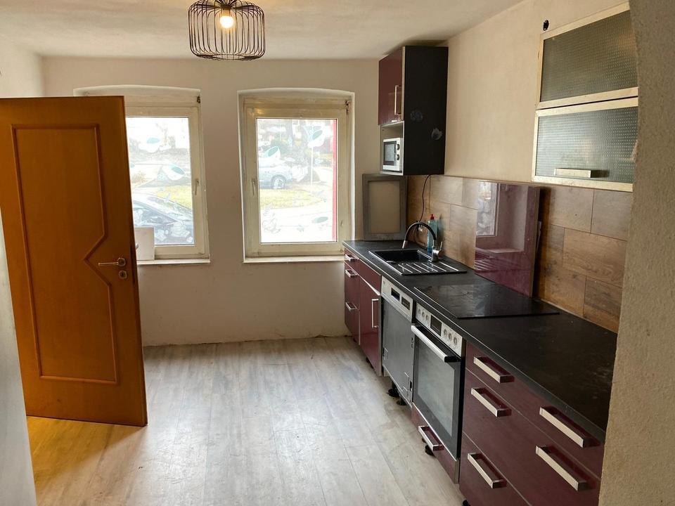 Doppelhaushälfte mit Doppelgarage und 2 Carports in zentraler Lage von Steinheim – Bild 13