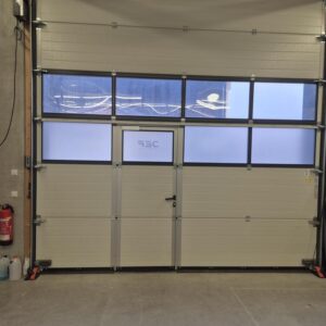 Nachmieter gesucht – moderne Gewerbeimmobilie (Halle/Büro)