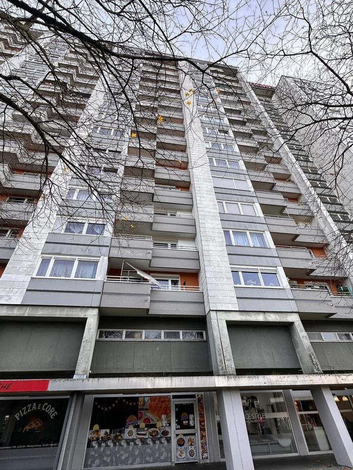 Helle 3-Zimmer-Wohnung mit Balkon direkt an der U-Bahn – Bild 12