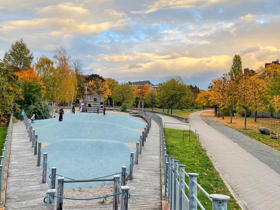 UNTER VORBEHALT: 4–5 Zimmer Gartenwohnung (2016 Neubau) – 50qm Privatgarten, PROVISIONFREI – Bild 38