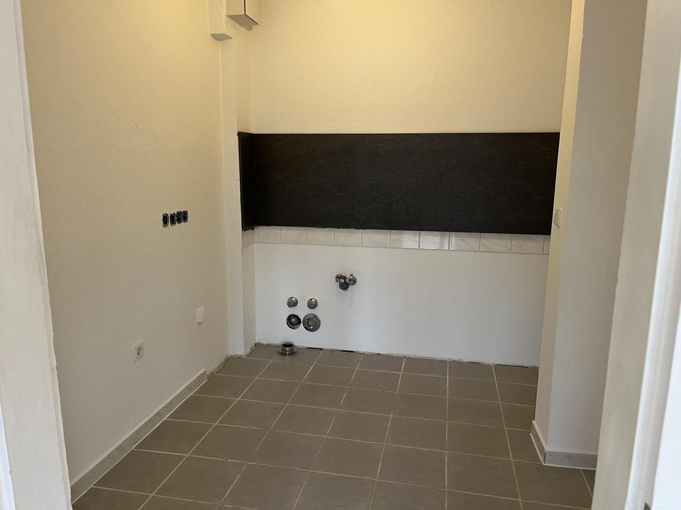 Wohnung mit exklusivem Rheinblick und Einzelgarage + Stellplatz – Bild 6