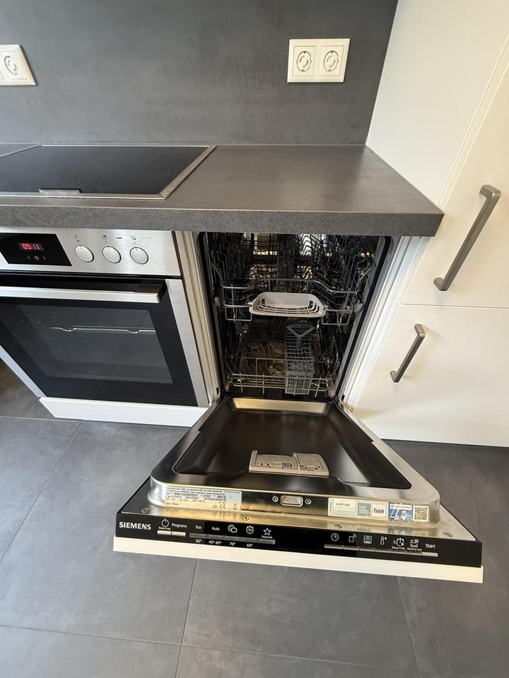 Sonnige 3ZKB beim Jung-Stilling KH, mit Aufzug, mit EBK, neues Bad gepl., elektr. Garage, renov. – Bild 19