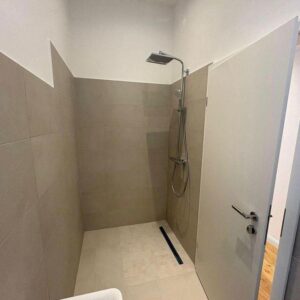 ! Provisonsfrei ! Bezugsfreie 3-Zi Wohnung mit Süd-West Balkon