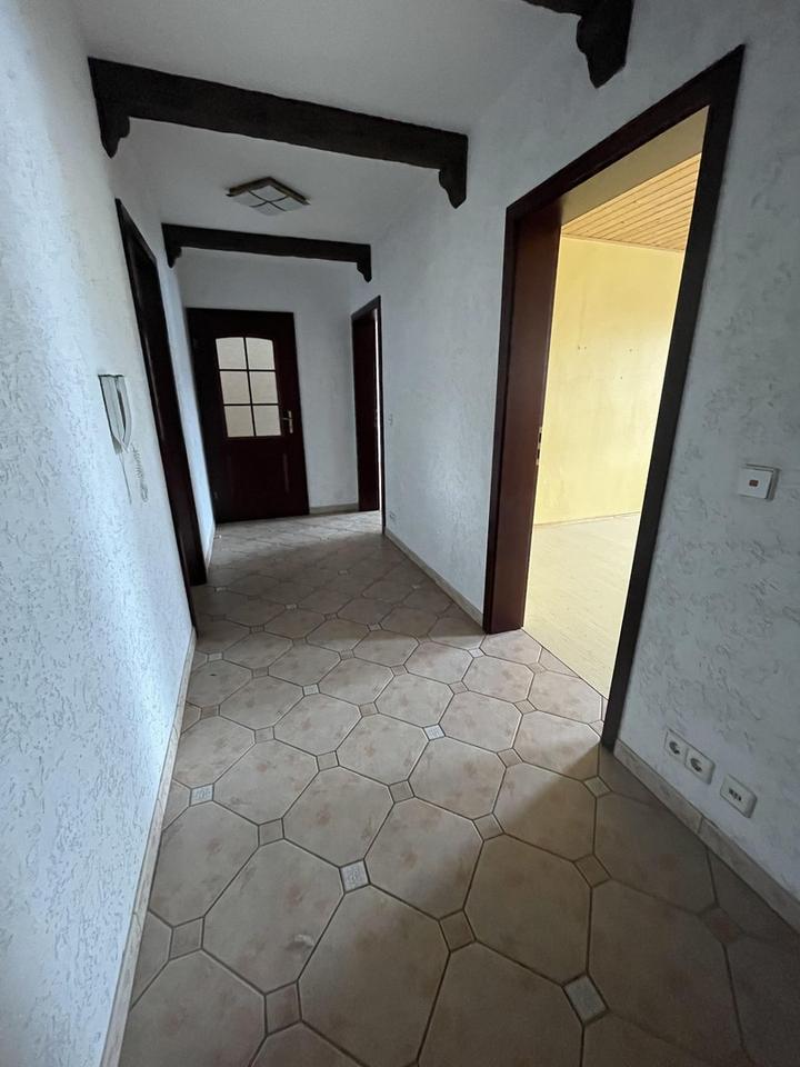 Gepflegtes Stadthaus mit Garten und Terrasse – Bild 26