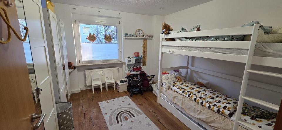 5-Zimmer-Wohnung mit Balkon und Gartenzugang im Scharnhauser Park – Bild 11