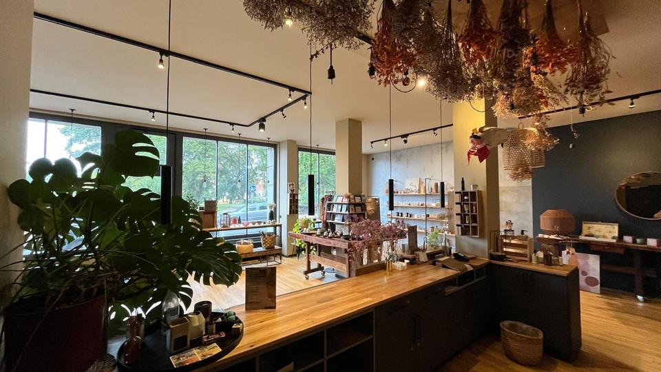 Top-sanierte Praxis / Ladeneinheit / Praxis in Bestlage / Loftwohnung – Bild 3