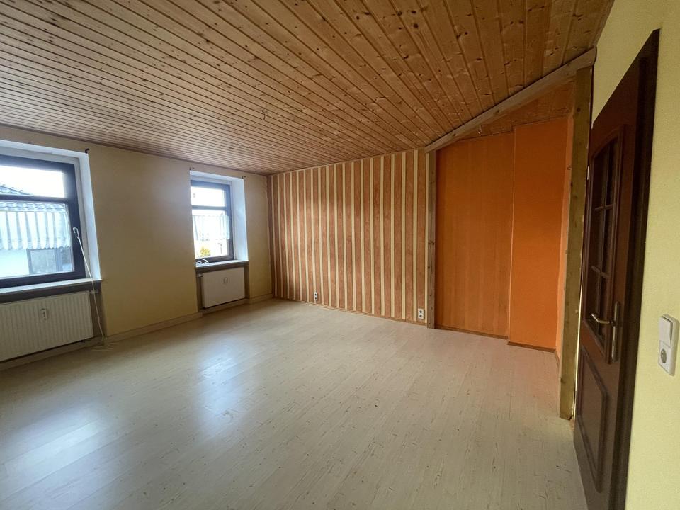 Gepflegtes Stadthaus mit Garten und Terrasse – Bild 31