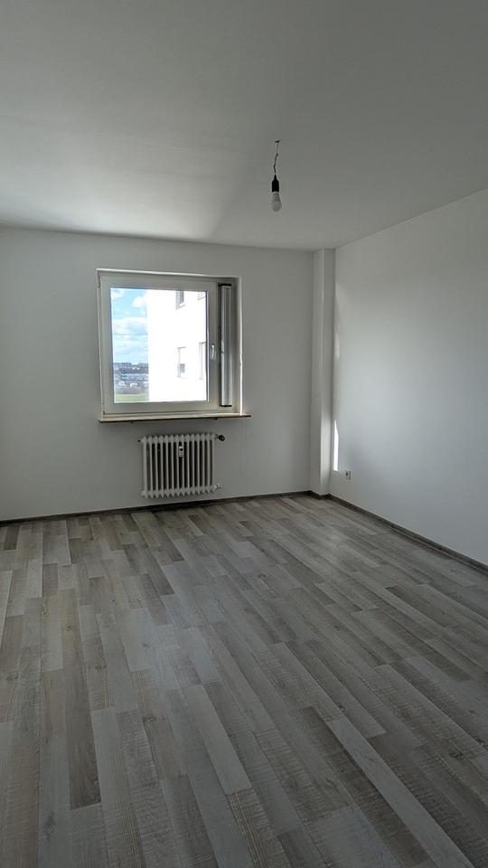Bezugsfreie 2-Zimmer Wohnung mit Balkon in Erlangen-Bruck – Bild 19